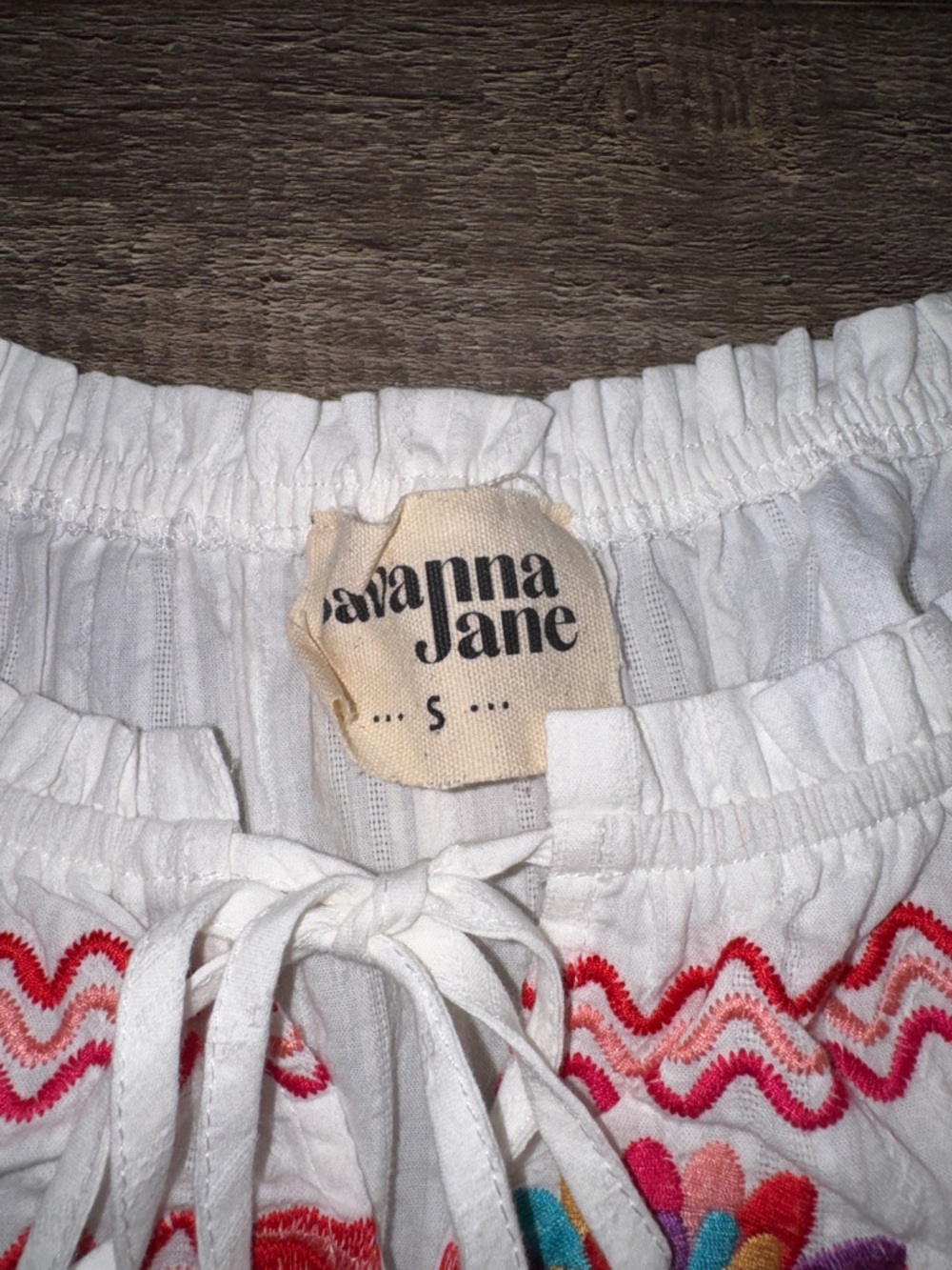 Savanna Jane Embroidered Boho Peasant Top Floral Tassel White Size S - Picture 3 of 9